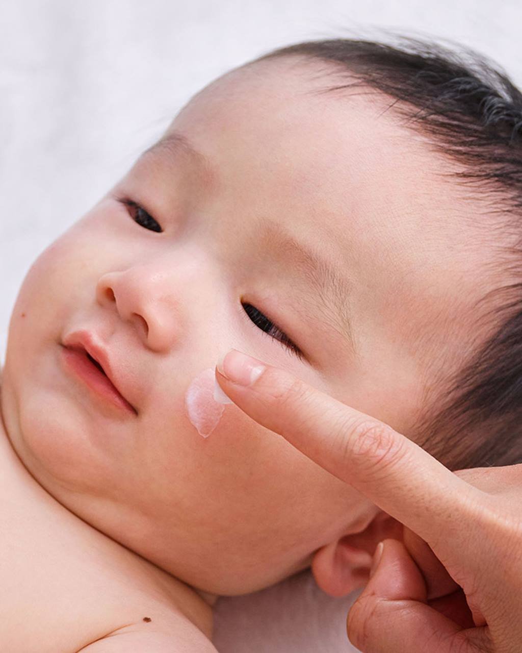 DUAN_SHAWN_MOISTURING_270_EM3-700×875-1.jpg