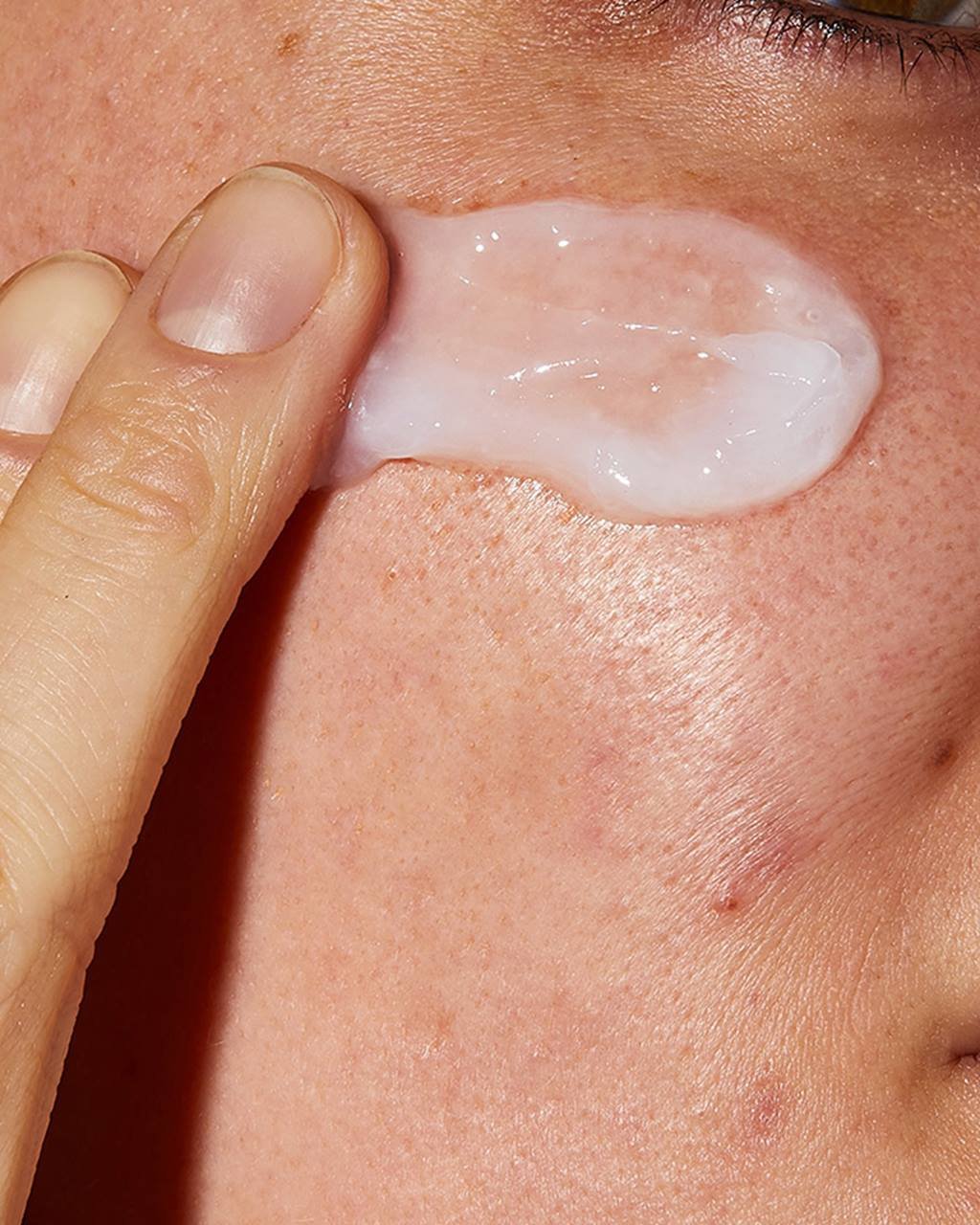 Makeup-Removing-Cleansing-Balm-Model-700×875-v1.jpg