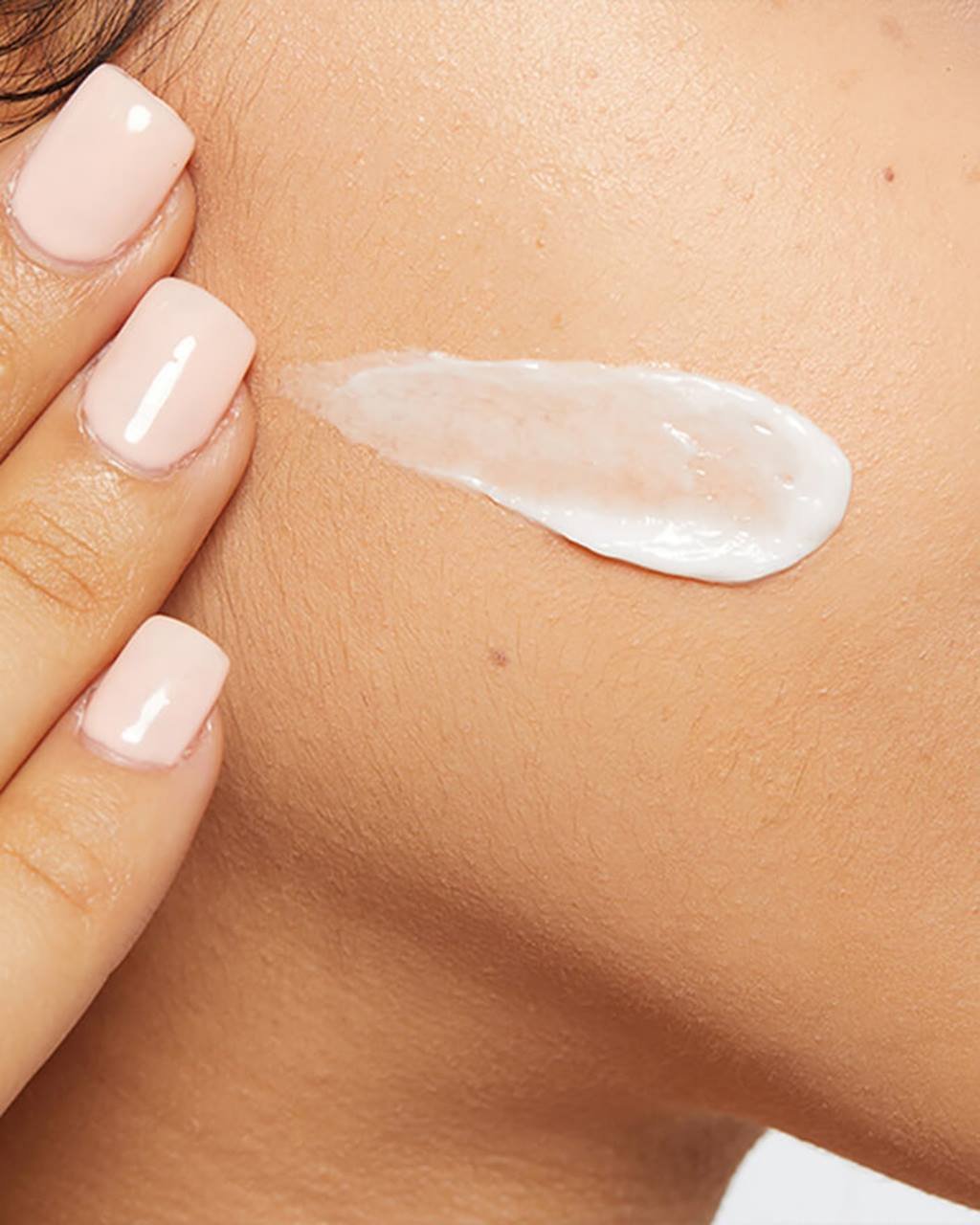 MoisturizingCream700x875_02.jpg